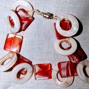 New unusual designed bracelet with unique construction